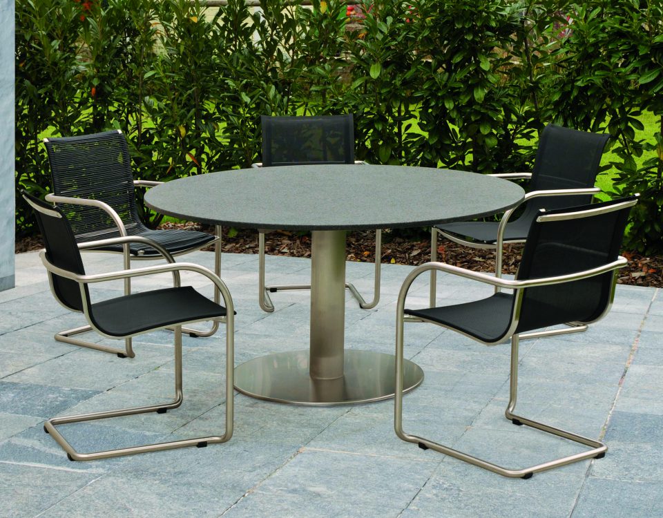 Soleil Tisch mit Stuhl Ronda sit mobilia