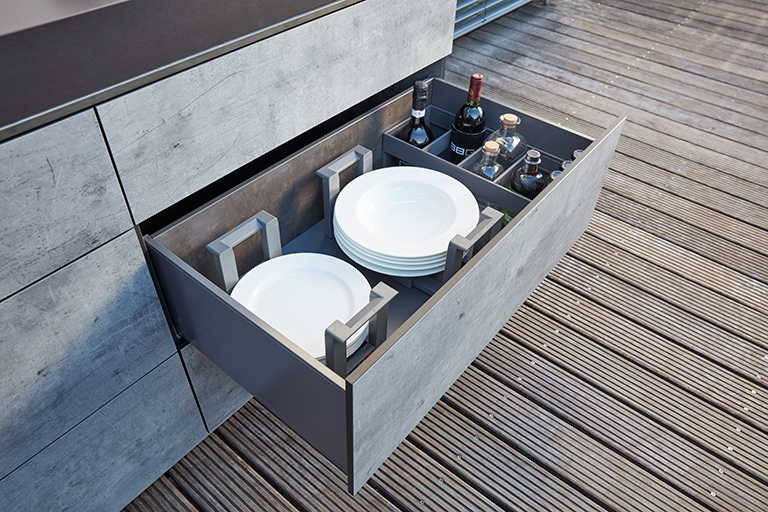 bbqtion outdoorküche insellösung schublade mit tellern aqua-saar bbqtion outdoorküche insellösung schublade mit tellern aqua-saar